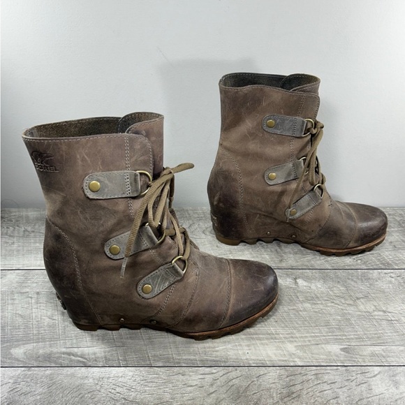 Sorel NL2173 Joan of Arctic Wedge Mid Womens Brown Leather Booties Boots  Size